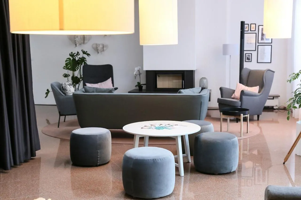 Apartment Wellness Studio! Finnish Sauna, Whirlpool, Gym & More! Prag